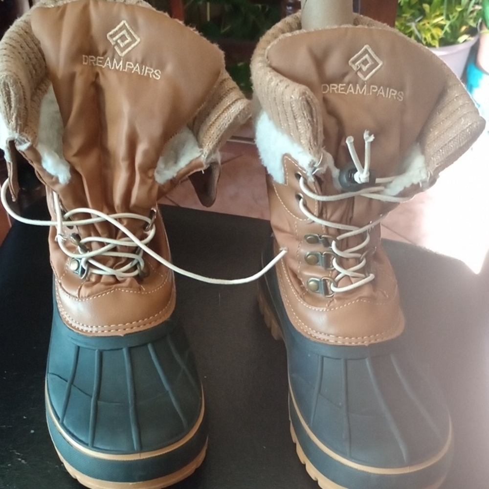 Dream Pairs Kids Brown and Black Winter Boots